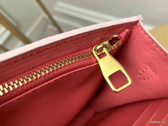 WIS LOUIS CROISETTE WALLET CHAIN VUITTON 1104